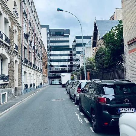 Design&nouveau, Parisexpo Pte-de-versaille, Parking&netflix *